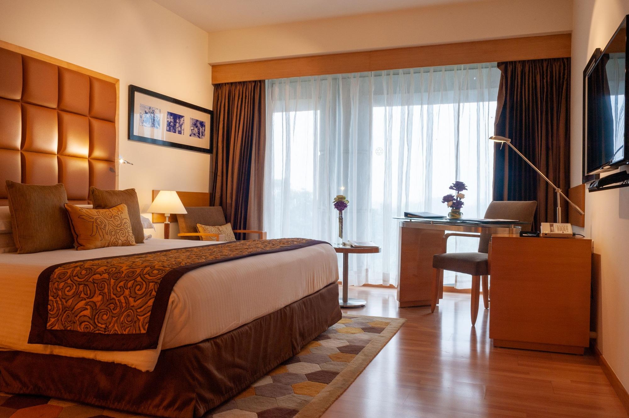 Taj Chandīgarh מראה חיצוני תמונה A room at the Taj Bengal