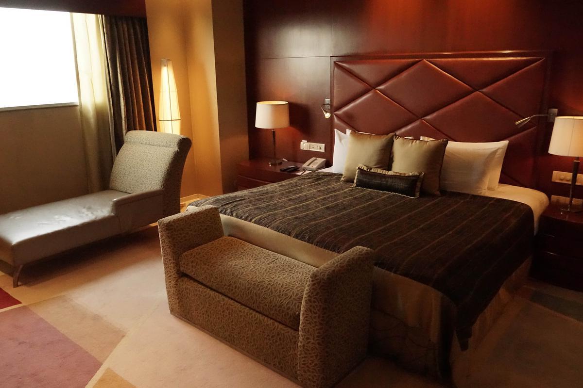 Taj Chandīgarh מראה חיצוני תמונה A bedroom at the hotel