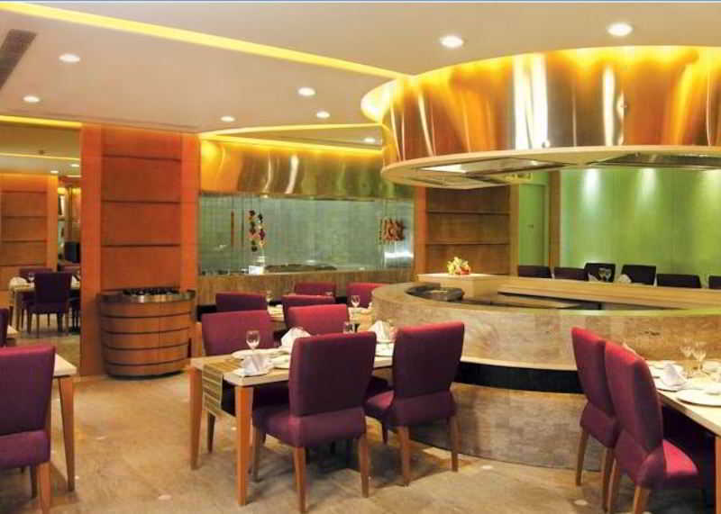 Taj Chandīgarh מראה חיצוני תמונה The restaurant